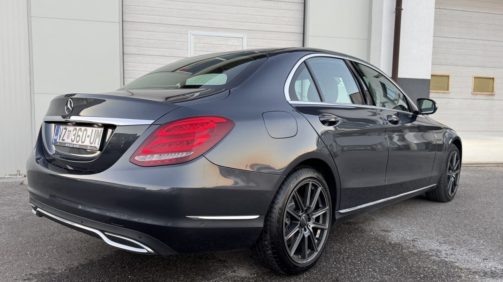 MERCEDES-BENZ C-KLASA 2.2 CDI ILS LED FAROVI/KAMERA/NAVIGACIJA, fotografija 5