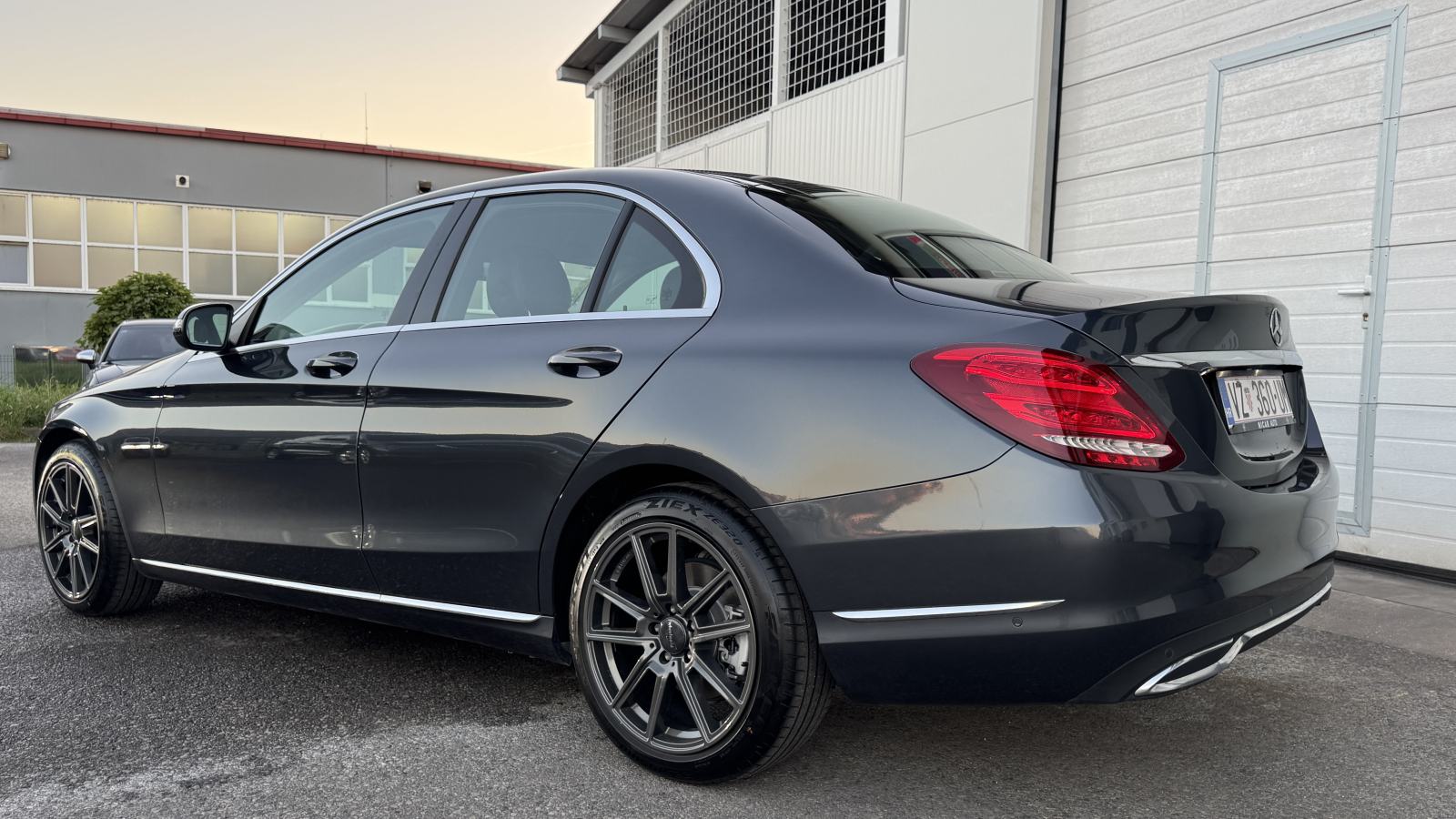 MERCEDES-BENZ C-KLASA 2.2 CDI ILS LED FAROVI/KAMERA/NAVIGACIJA, fotografija 7