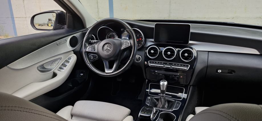 Mercedes-Benz C-klasa 200 Avantgarde, fotografija 11
