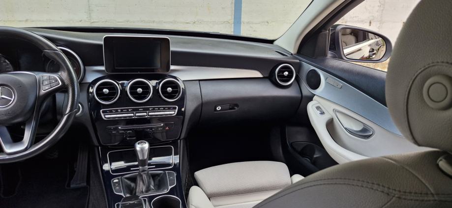 Mercedes-Benz C-klasa 200 Avantgarde, fotografija 13
