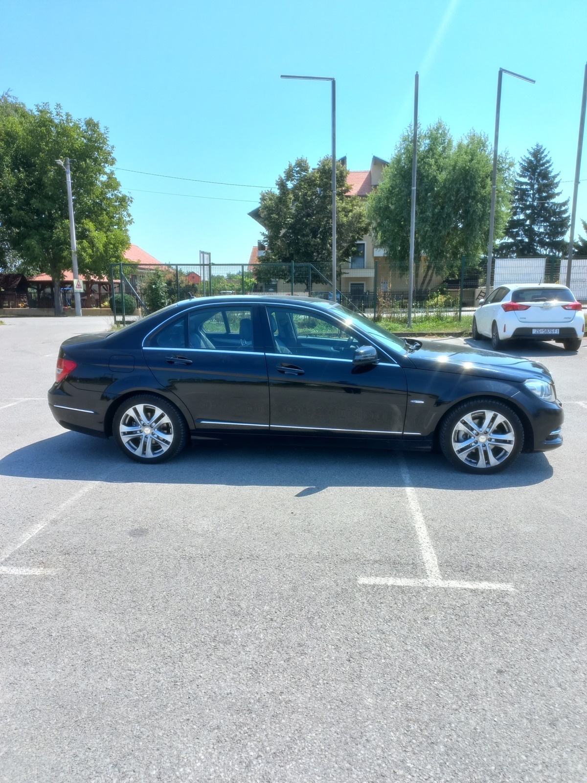 Mercedes-Benz C-klasa 200 CDI AUTOMATIK MOGUCA ZAMJENA, fotografija 4