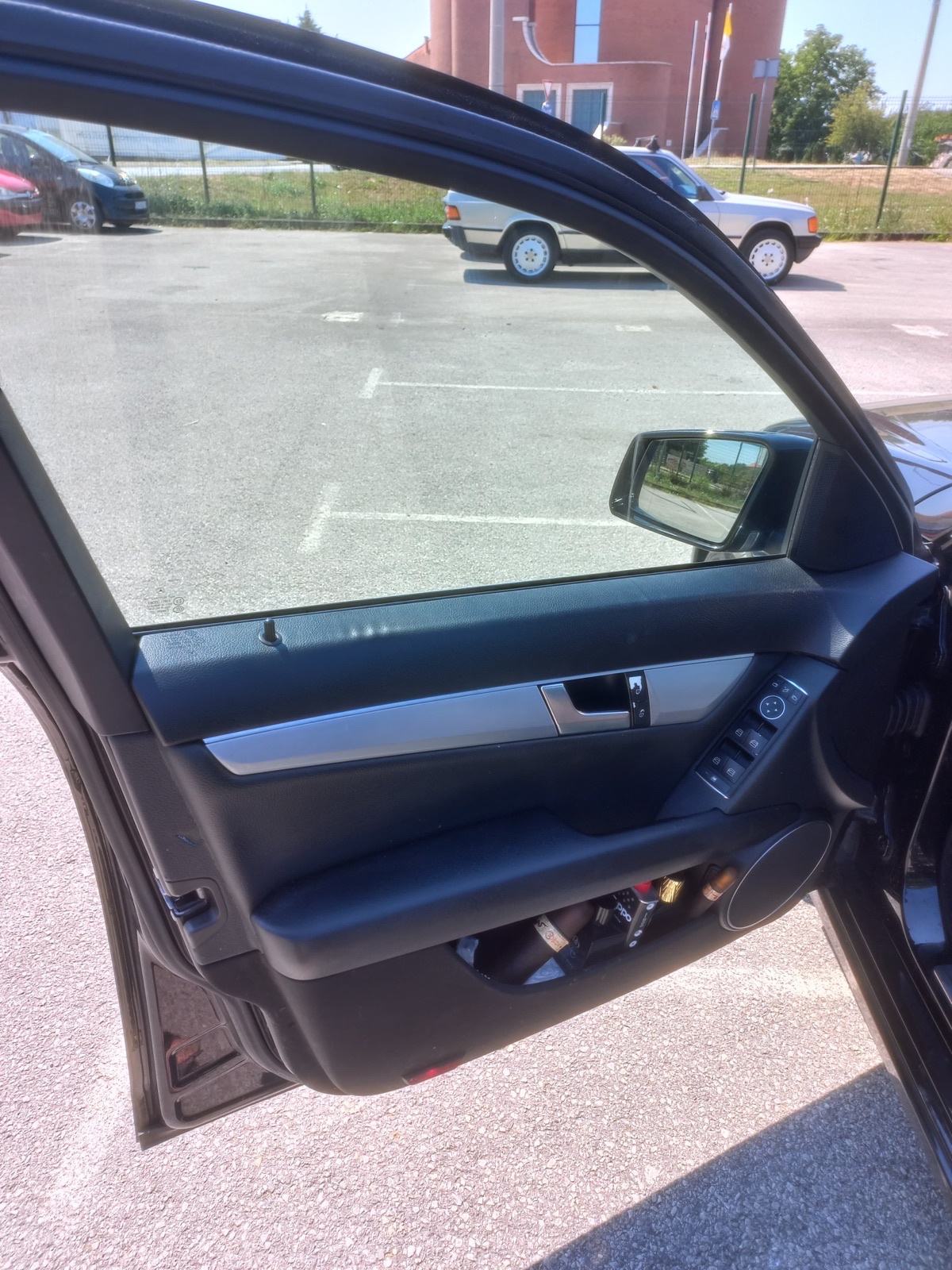 Mercedes-Benz C-klasa 200 CDI AUTOMATIK MOGUCA ZAMJENA, fotografija 17