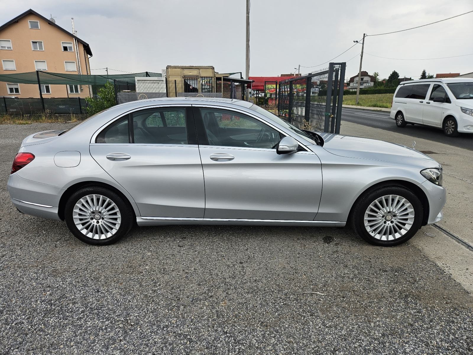 Mercedes-Benz C-klasa 200 cdi BLUETEC NAVI-ŠIBER-GR.SJEDALA AVANTGARDE, fotografija 4