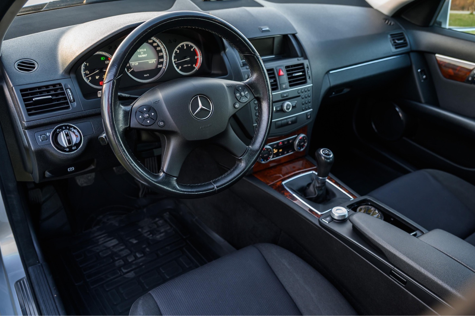 Mercedes-Benz C-klasa 200 CDI, fotografija 11