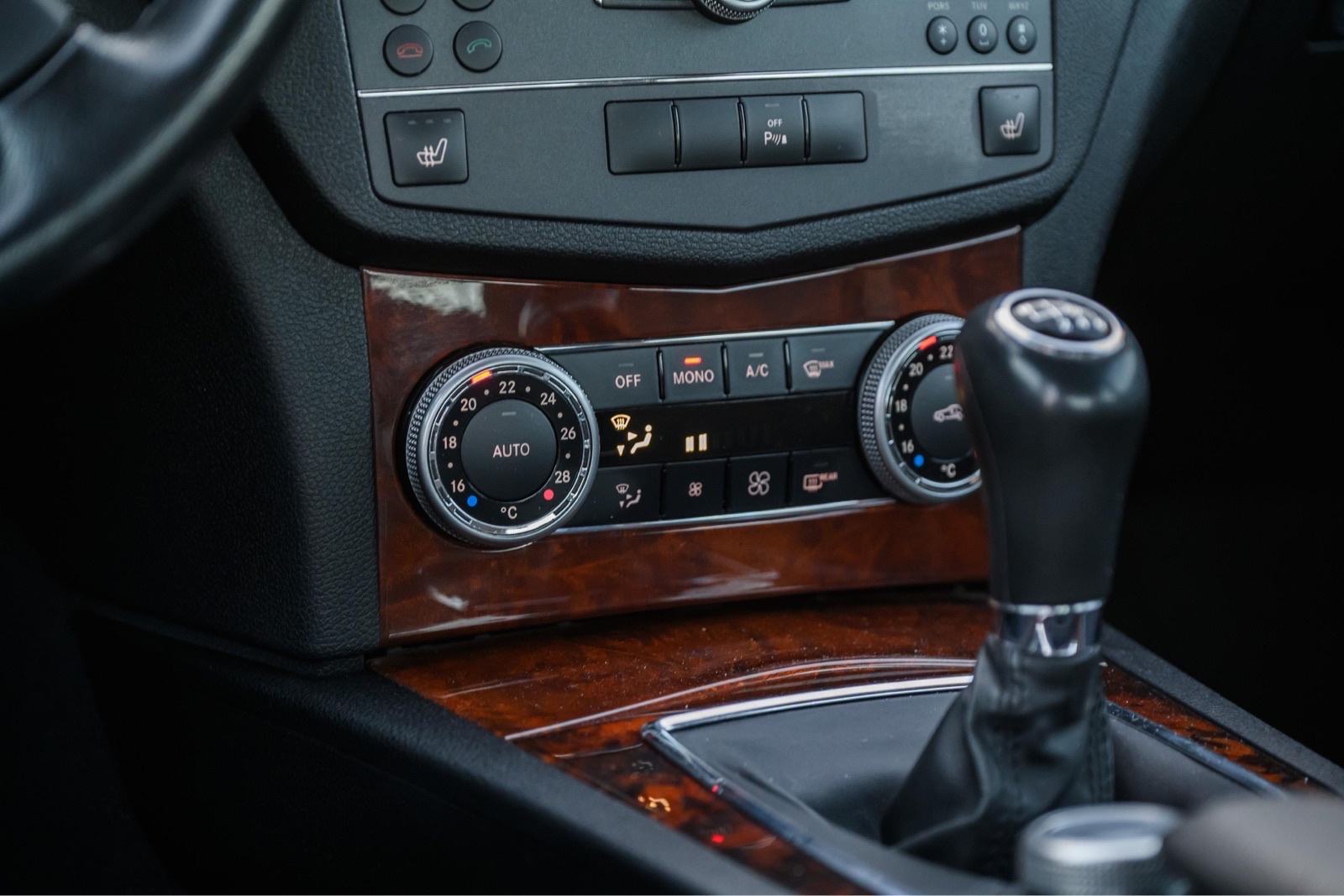 Mercedes-Benz C-klasa 200 CDI, fotografija 14