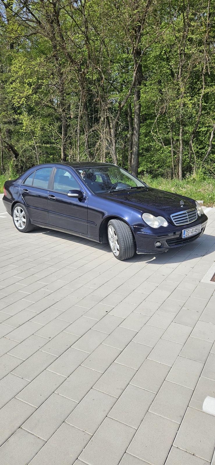 Mercedes-Benz C-klasa 200 Classic automatik, fotografija 3