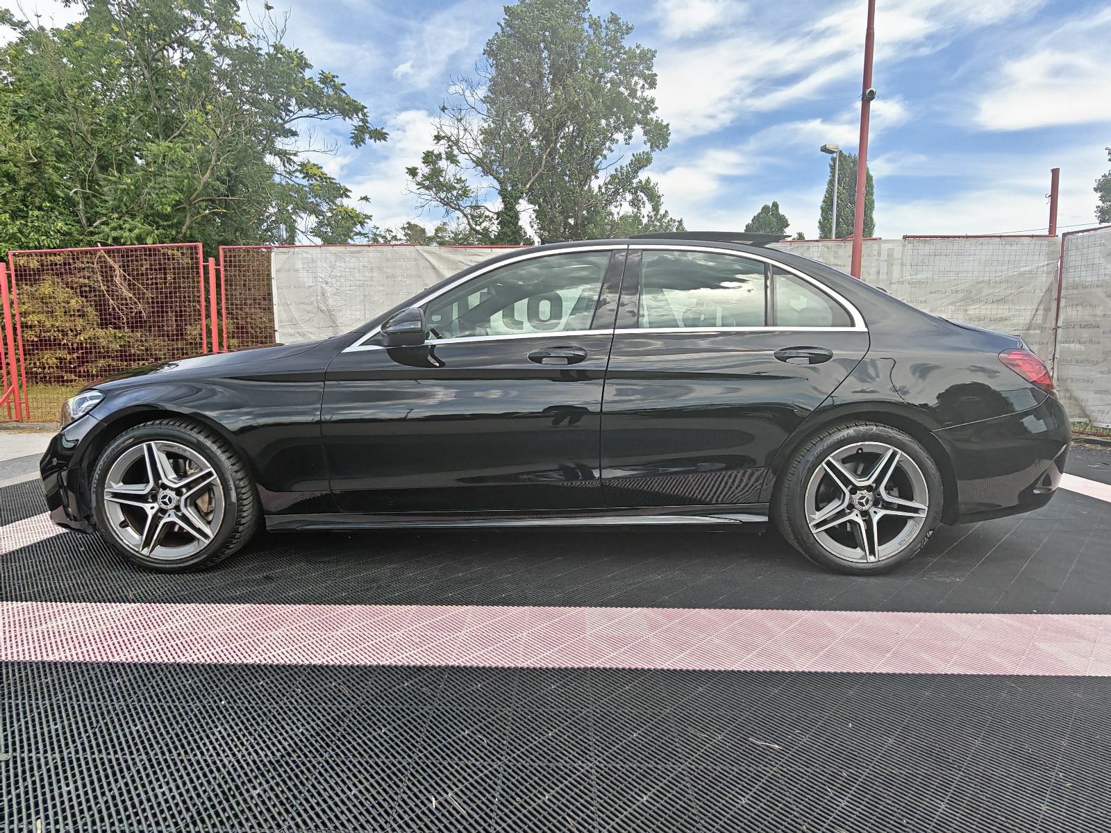 *Mercedes-benz C200D*AMG*Redizajn*Panorama*Koža*kamera*Alu"18*, fotografija 4