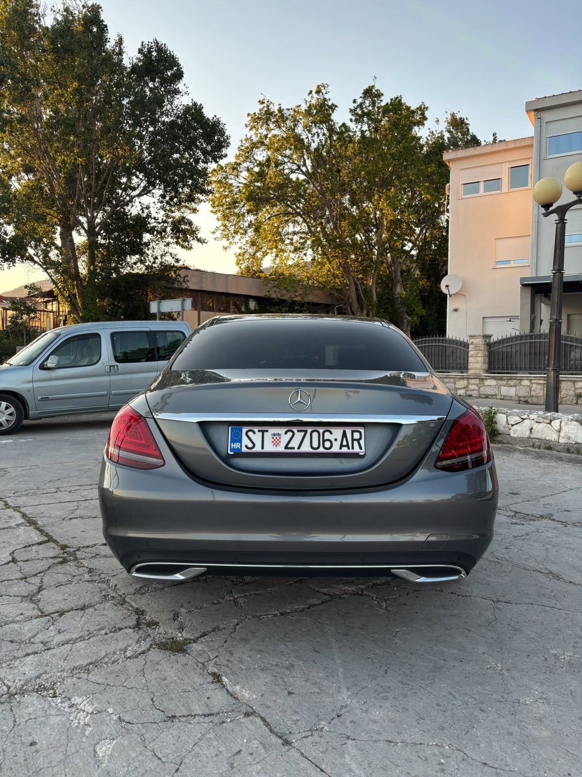 HITNO!! Mercedes-Benz C-klasa 200 D automatik, fotografija 7