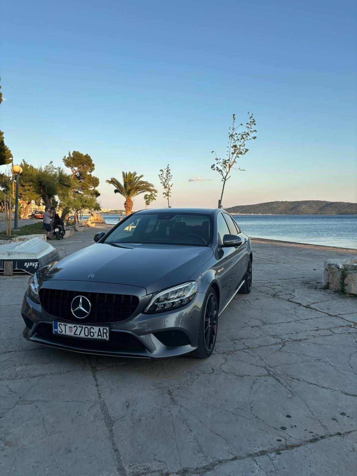 HITNO!! Mercedes-Benz C-klasa 200 D automatik, fotografija 3