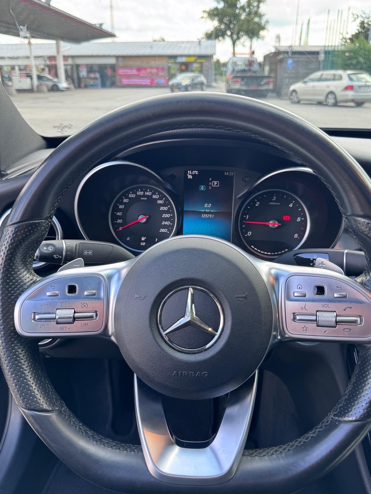 Mercedes-Benz C AMG Line 200 D automatik, fotografija 9