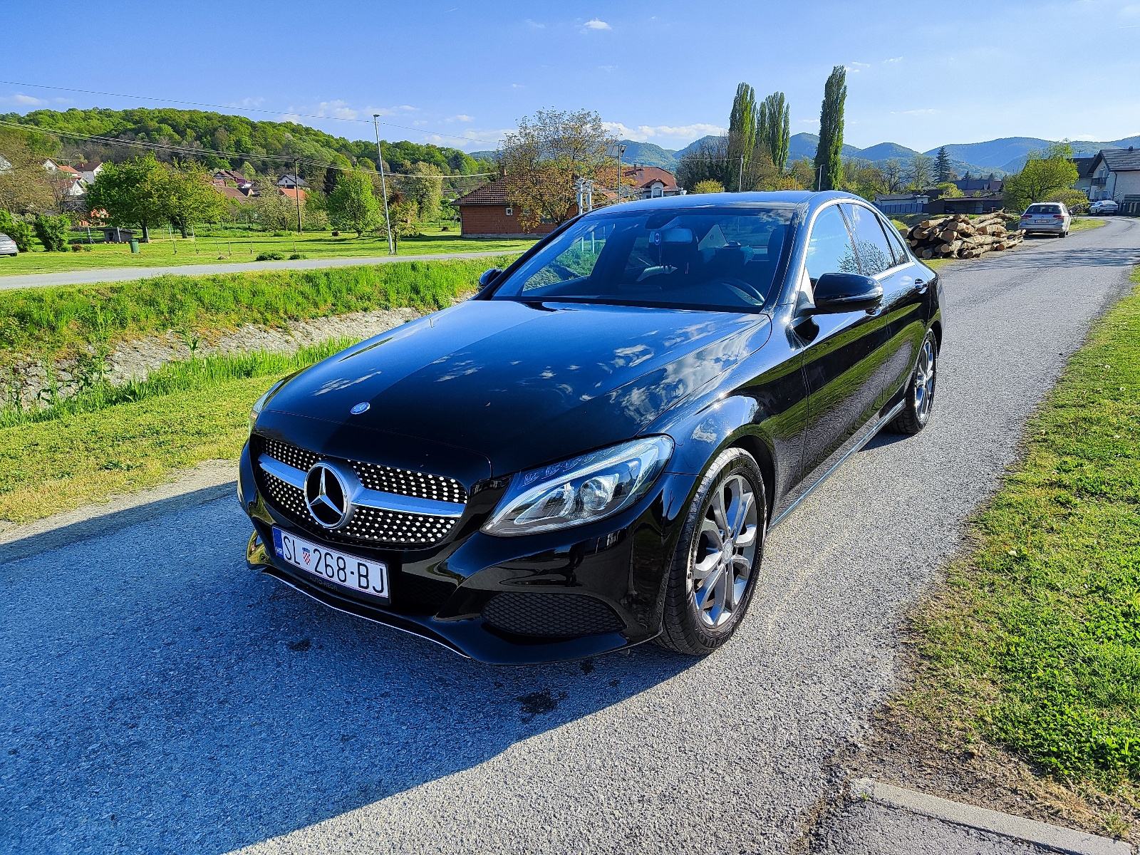 Mercedes-Benz C-klasa 200 D automatik, pogled izvana - slika 2