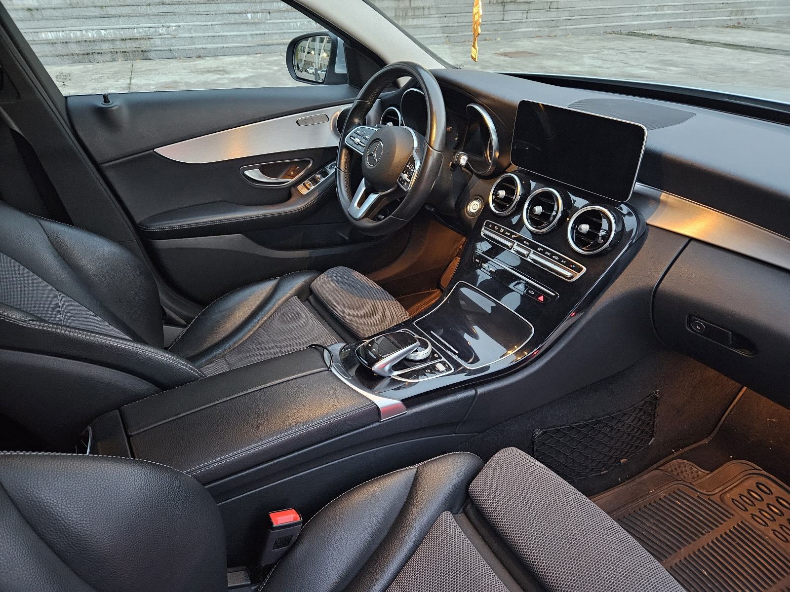 Mercedes-Benz C-klasa 200 D automatik, fotografija 4