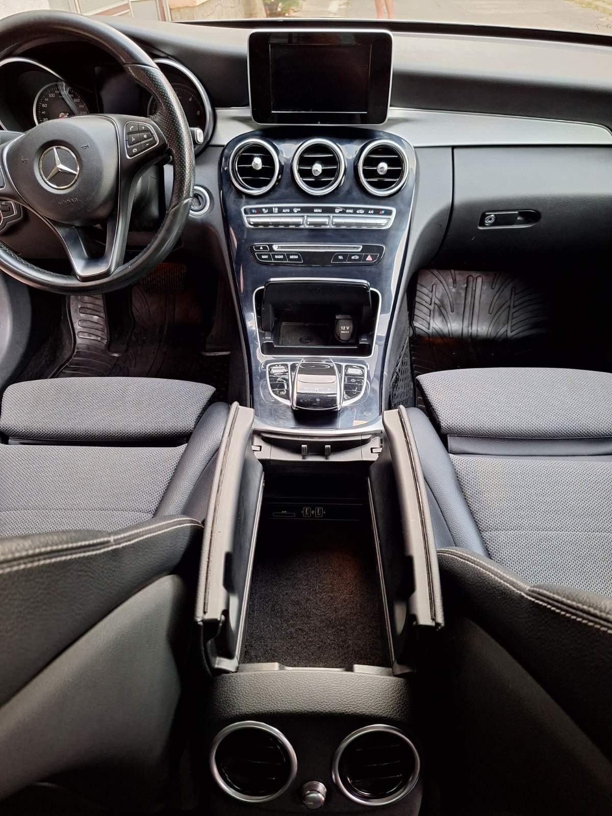 Mercedes-Benz C-klasa 200 D automatik, fotografija 10