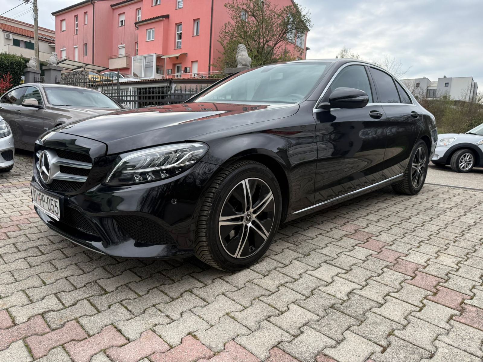 Mercedes-Benz C-klasa 200 D **JAMSTVO 12 MJESECI**, fotografija 6