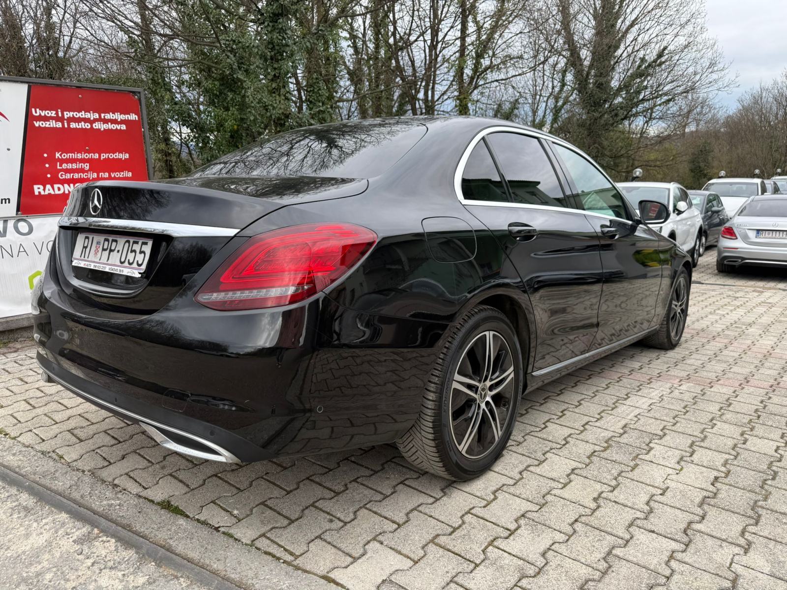 Mercedes-Benz C-klasa 200 D **JAMSTVO 12 MJESECI**, fotografija 9