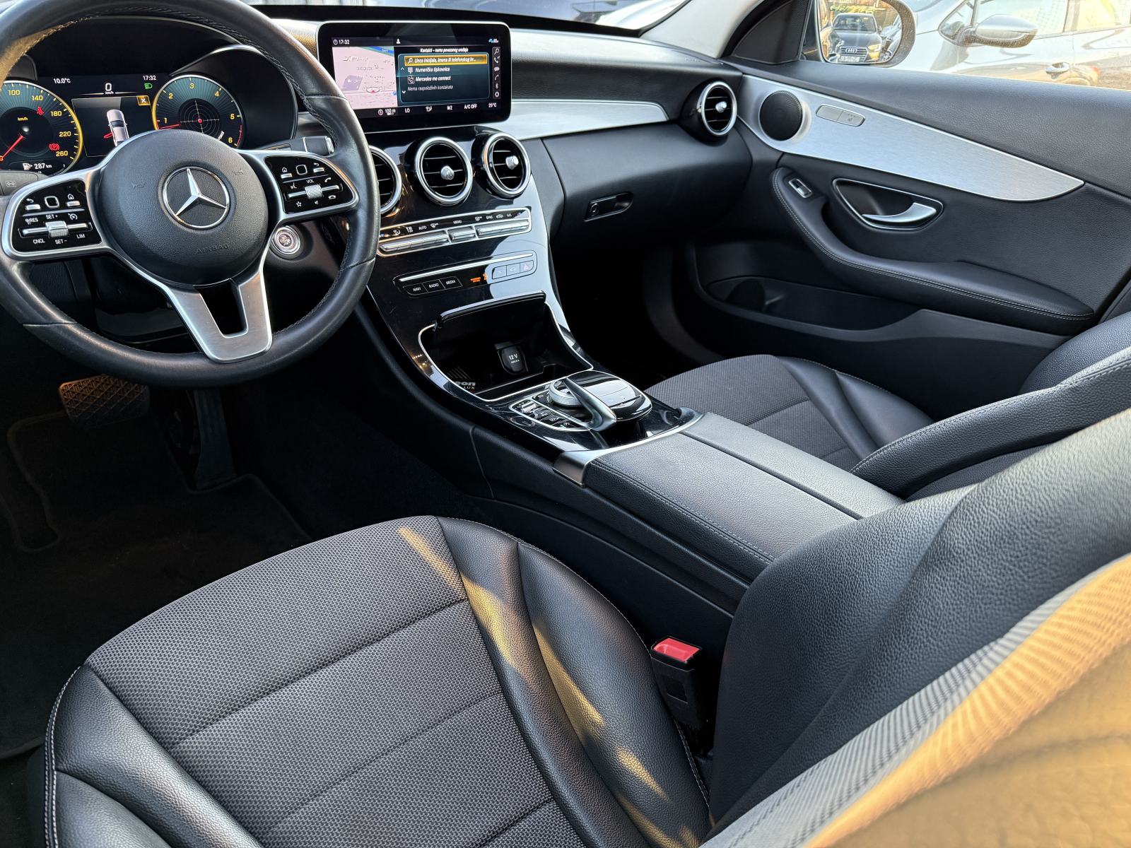 Mercedes-Benz C-klasa 200 D**ODLIČNO STANJE*SERVISNA*, fotografija 9