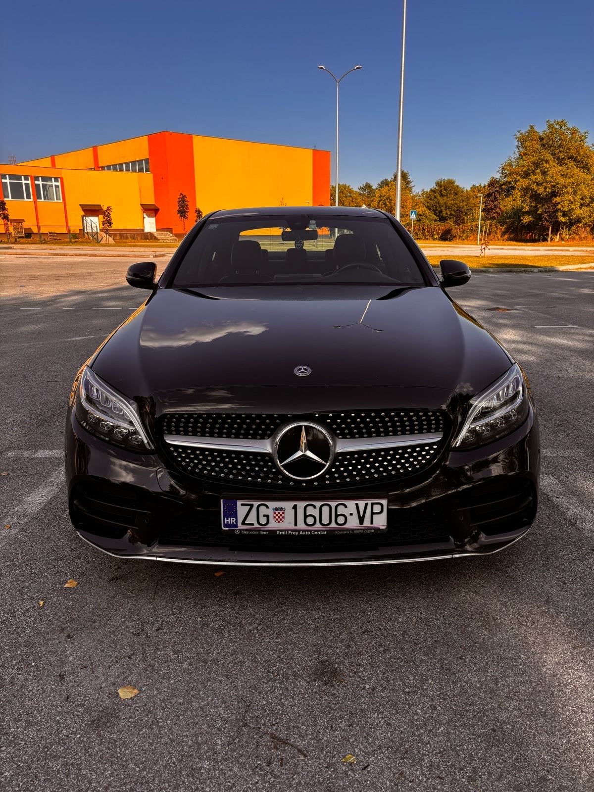 Mercedes-Benz C-klasa 200 D, pogled izvana - slika 2