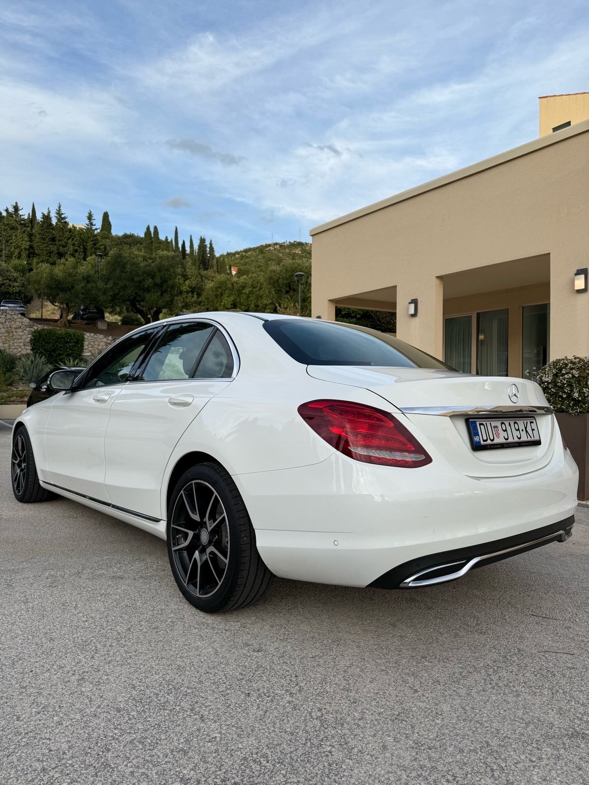 Mercedes-Benz C-klasa 200 D, fotografija 3