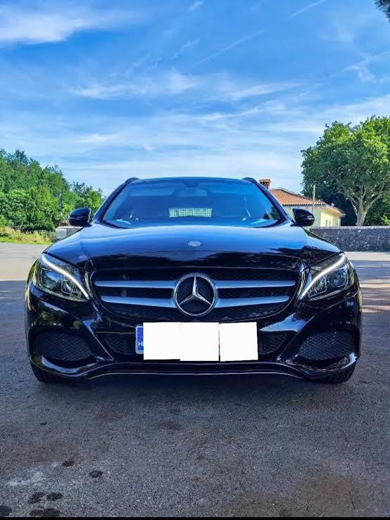 Mercedes-Benz C-klasa 200 D, fotografija 1