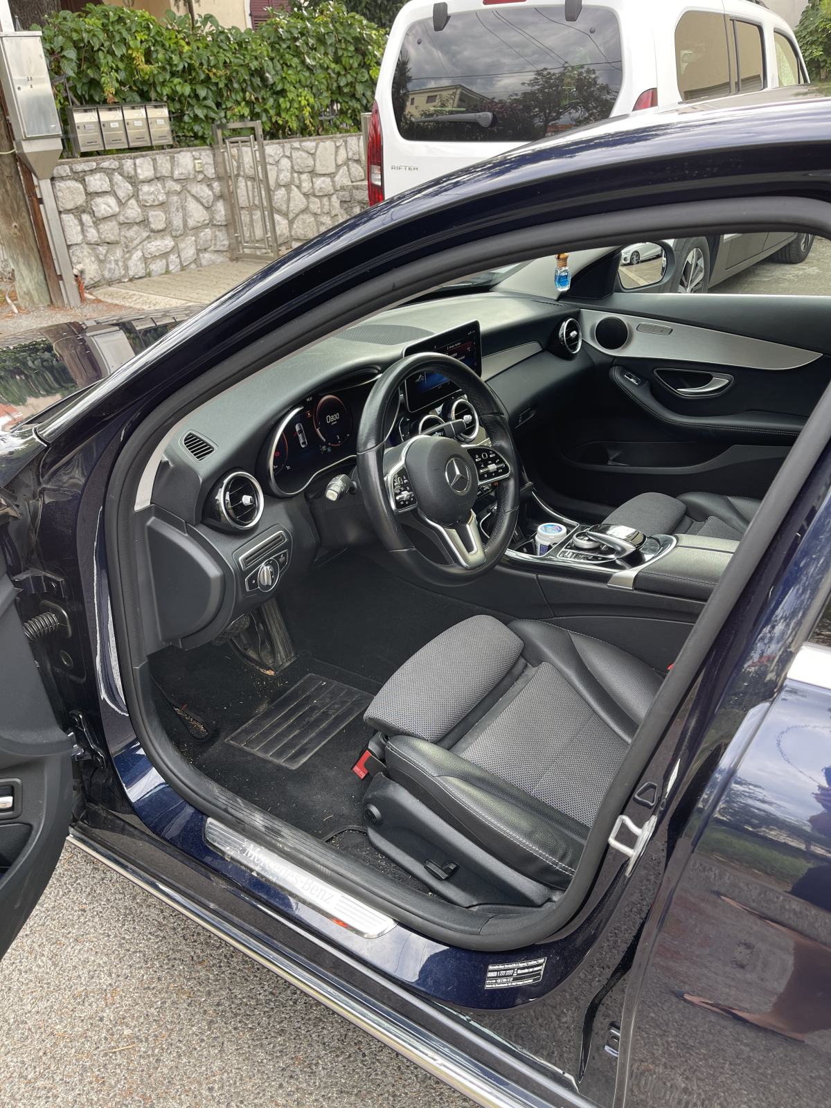 Mercedes-Benz C-klasa 200 D, fotografija 7