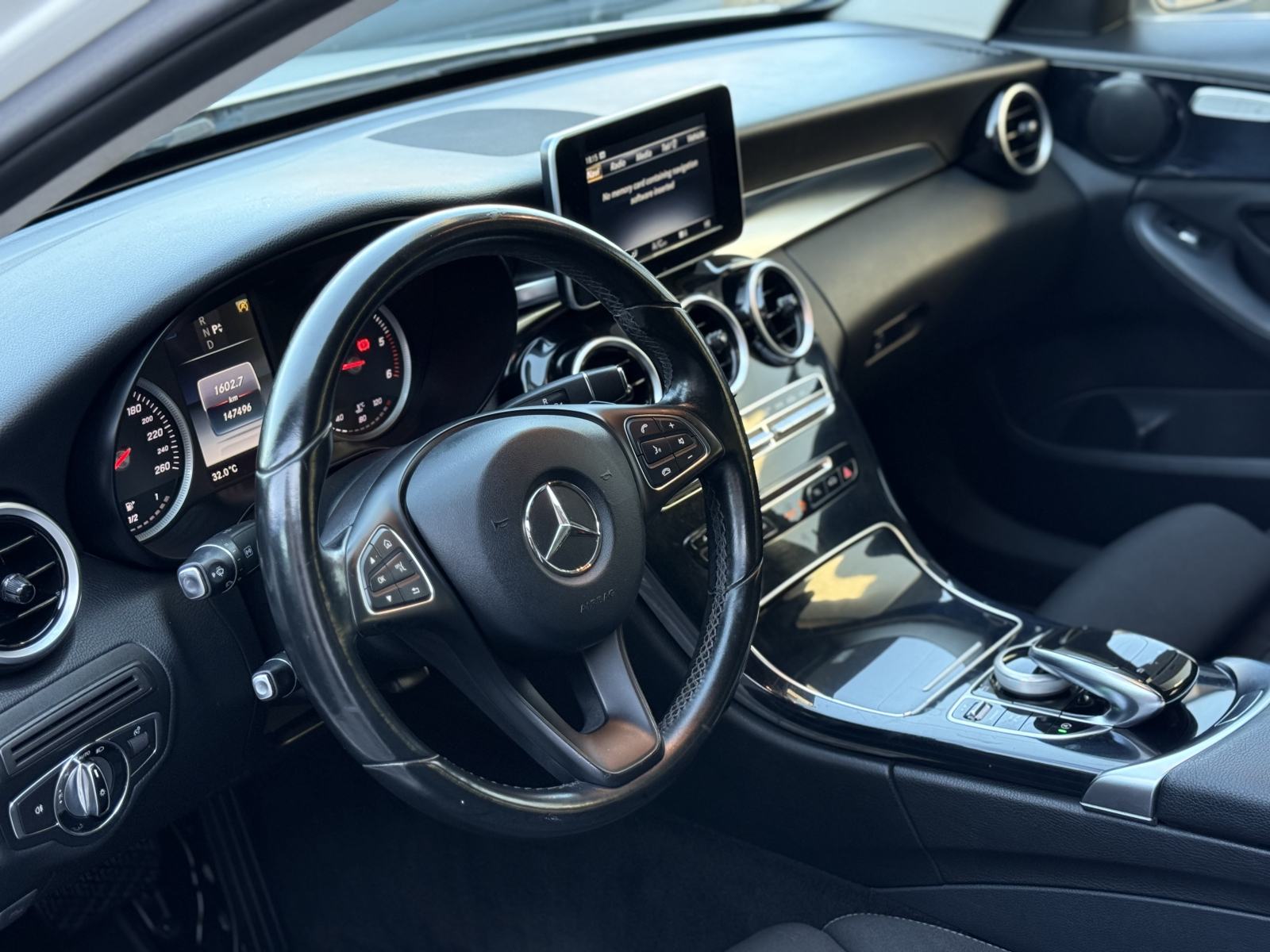 Mercedes-Benz C-klasa 200 D Sport AMG LOOK AUTOMATIK F1 LED MULTIBEAM, fotografija 6