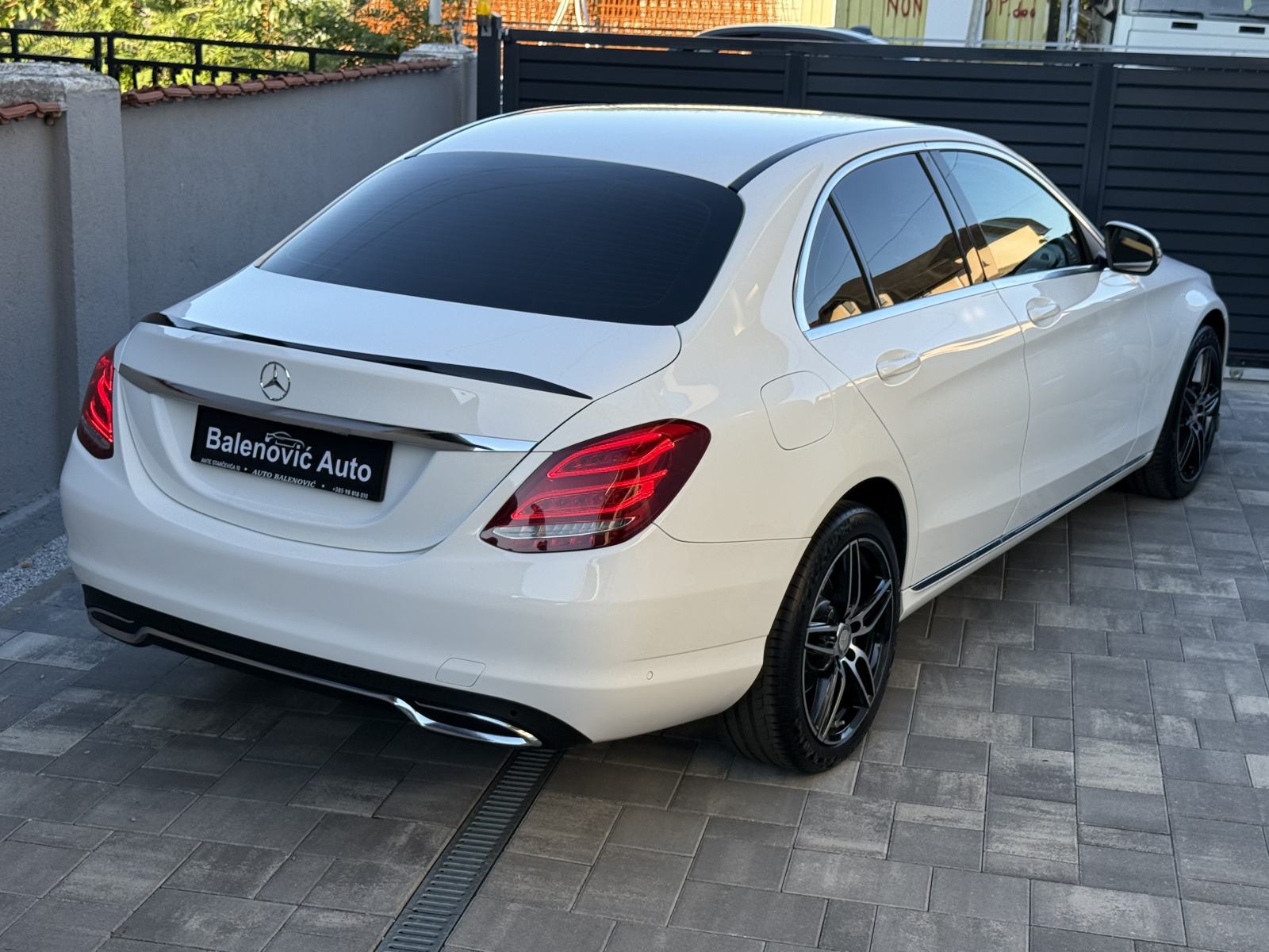Mercedes-Benz C-klasa 200 D Sport AMG LOOK AUTOMATIK F1 LED MULTIBEAM, fotografija 2