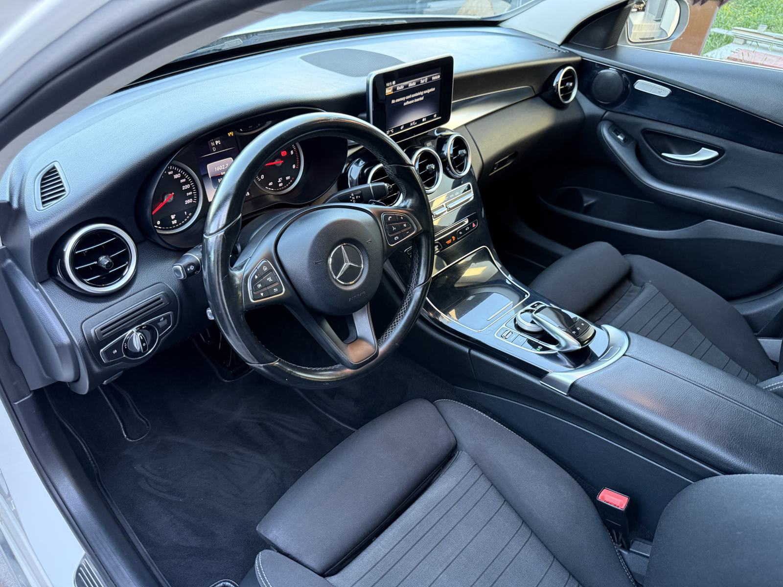 Mercedes-Benz C-klasa 200 D Sport AMG LOOK AUTOMATIK F1 LED MULTIBEAM, fotografija 7