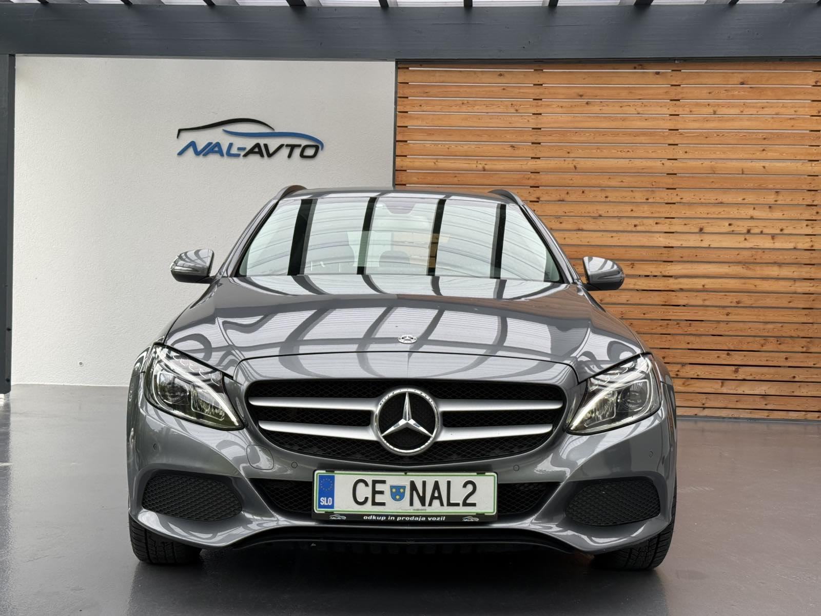 Mercedes-Benz C-klasa 200 LED-NAVIGACIJA-GRIJANJE SJED.-TEMPOMAT, pogled izvana - slika 2