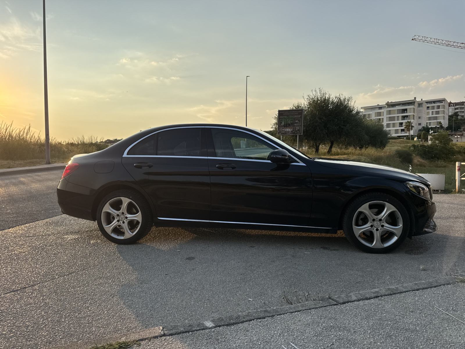 Mercedes-Benz C-klasa 200, fotografija 10
