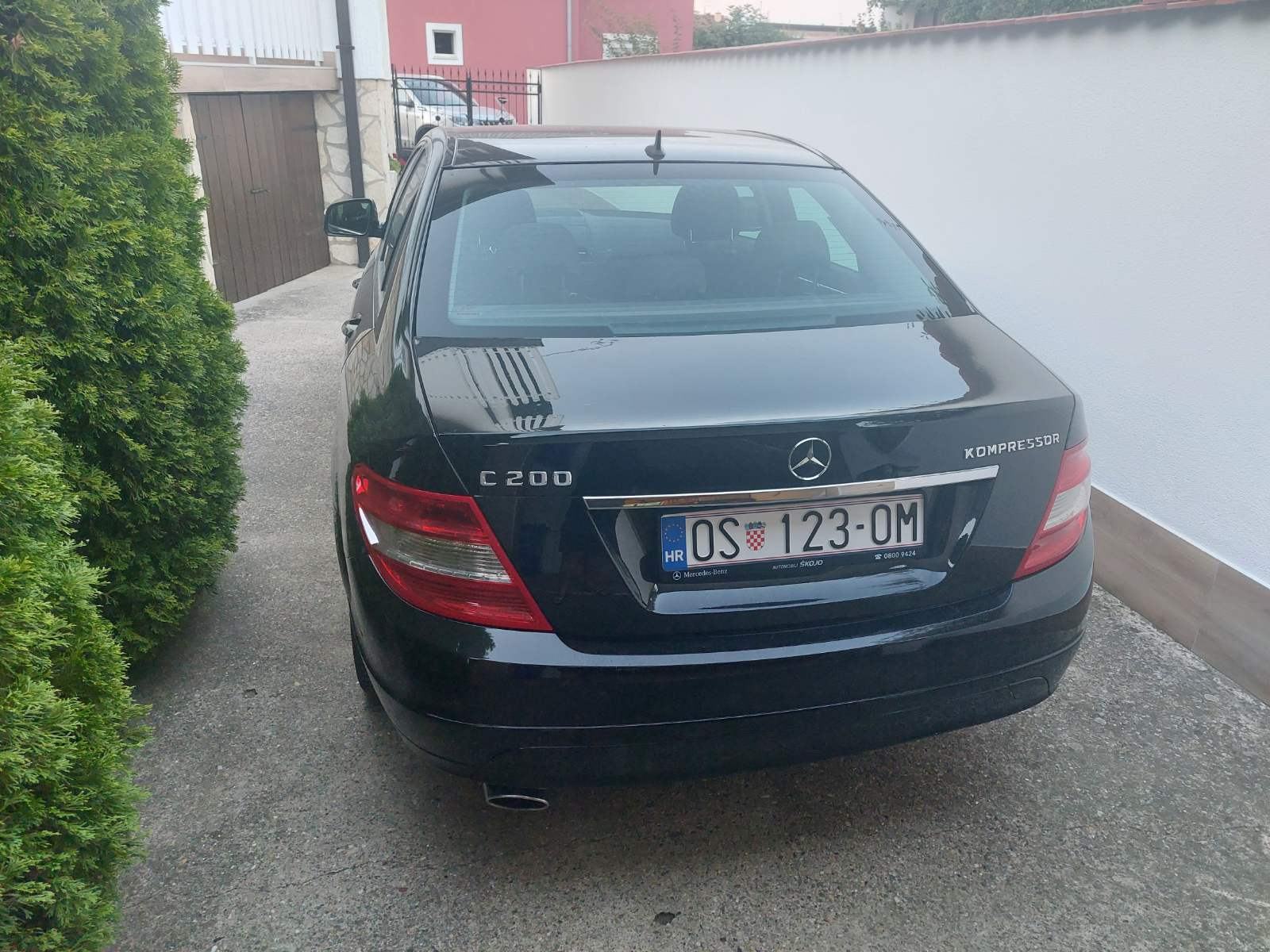 Mercedes-Benz C-klasa 200, fotografija 3