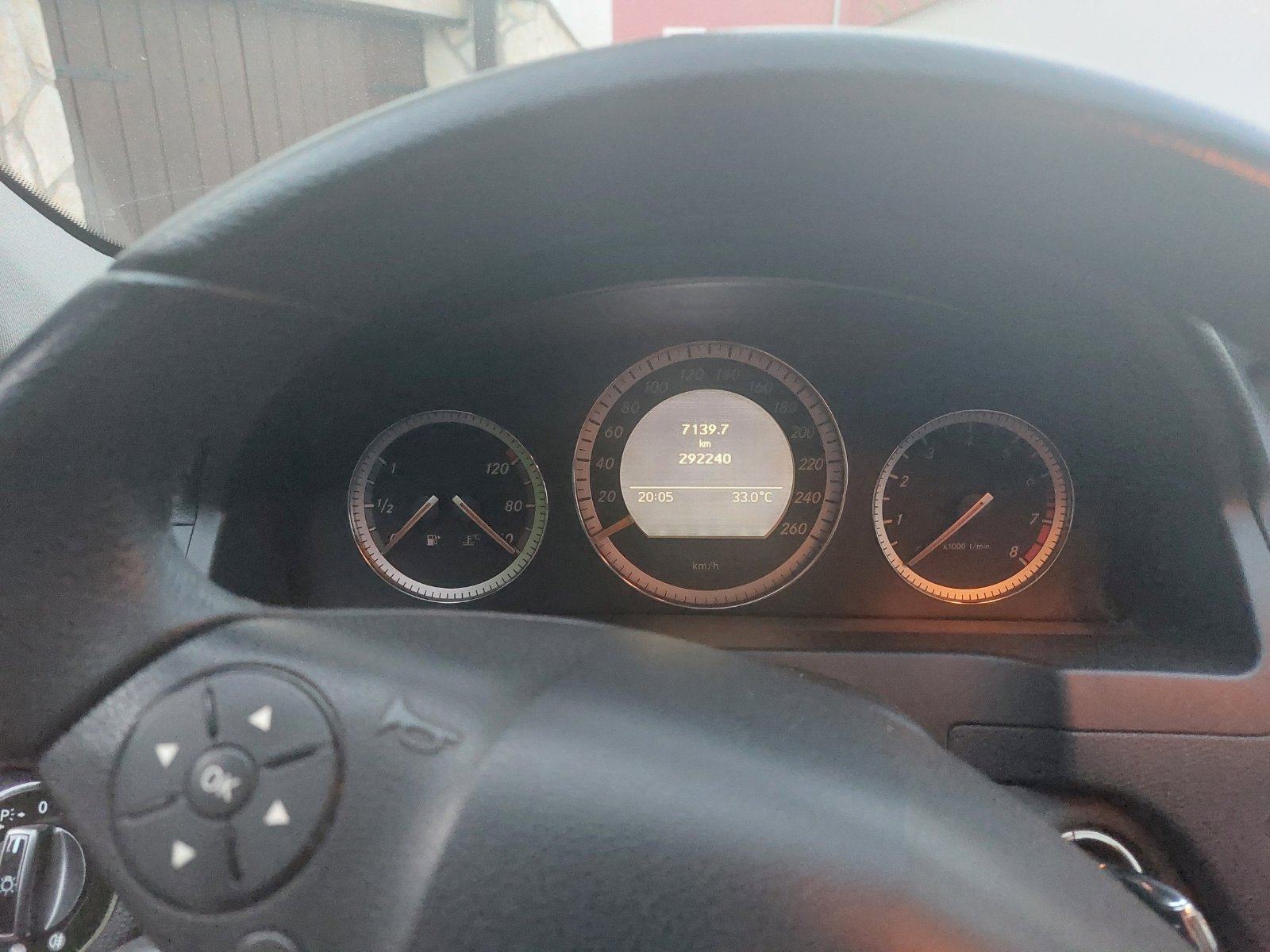 Mercedes-Benz C-klasa 200, fotografija 7