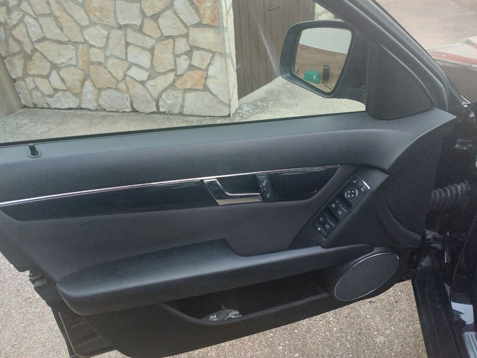 Mercedes-Benz C-klasa 200, fotografija 6