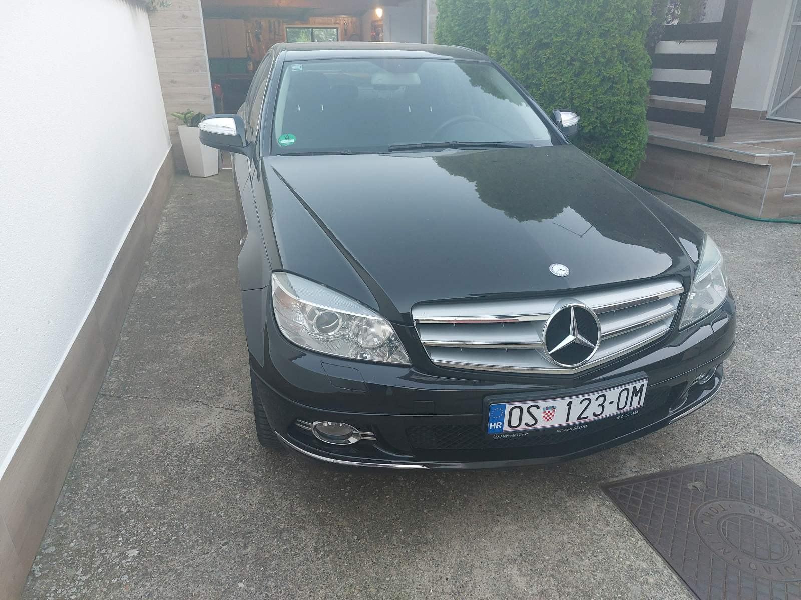 Mercedes-Benz C-klasa 200, fotografija 2