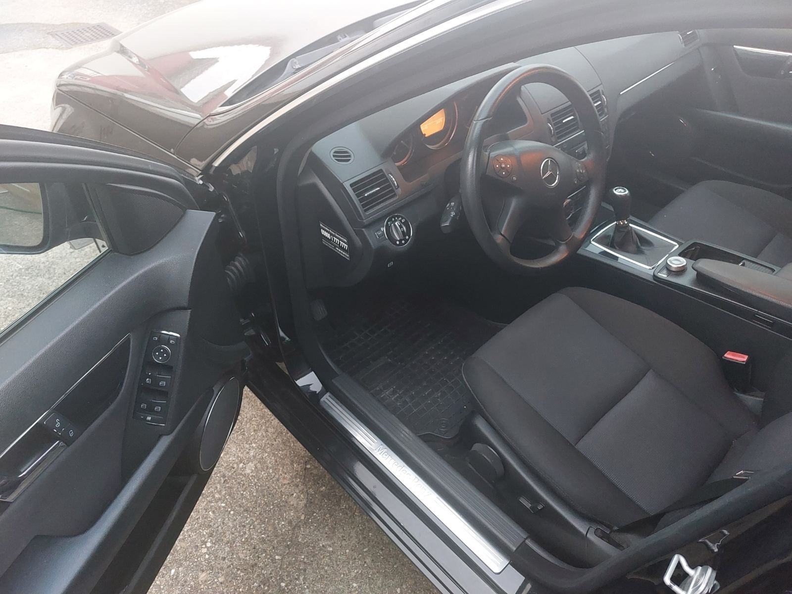 Mercedes-Benz C-klasa 200, fotografija 4