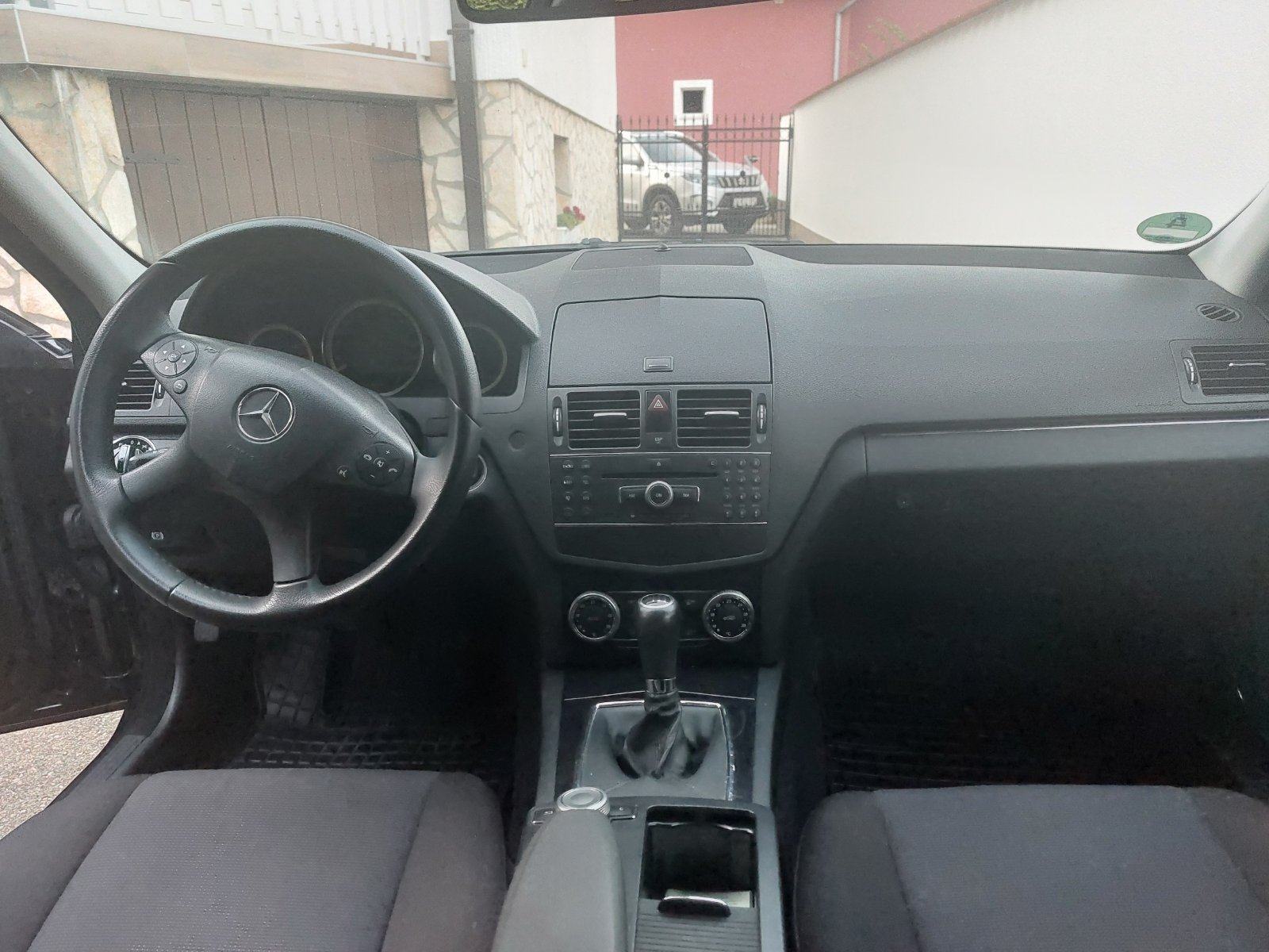 Mercedes-Benz C-klasa 200, fotografija 9
