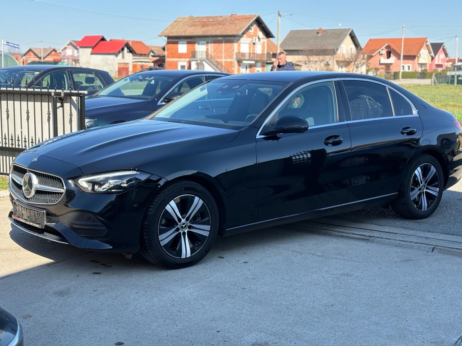 Mercedes-Benz C-klasa 220 4MATIC, fotografija 1