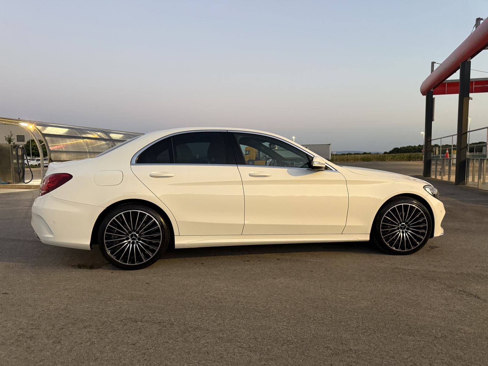 Mercedes-Benz C-klasa 220 AMG automatik, fotografija 6