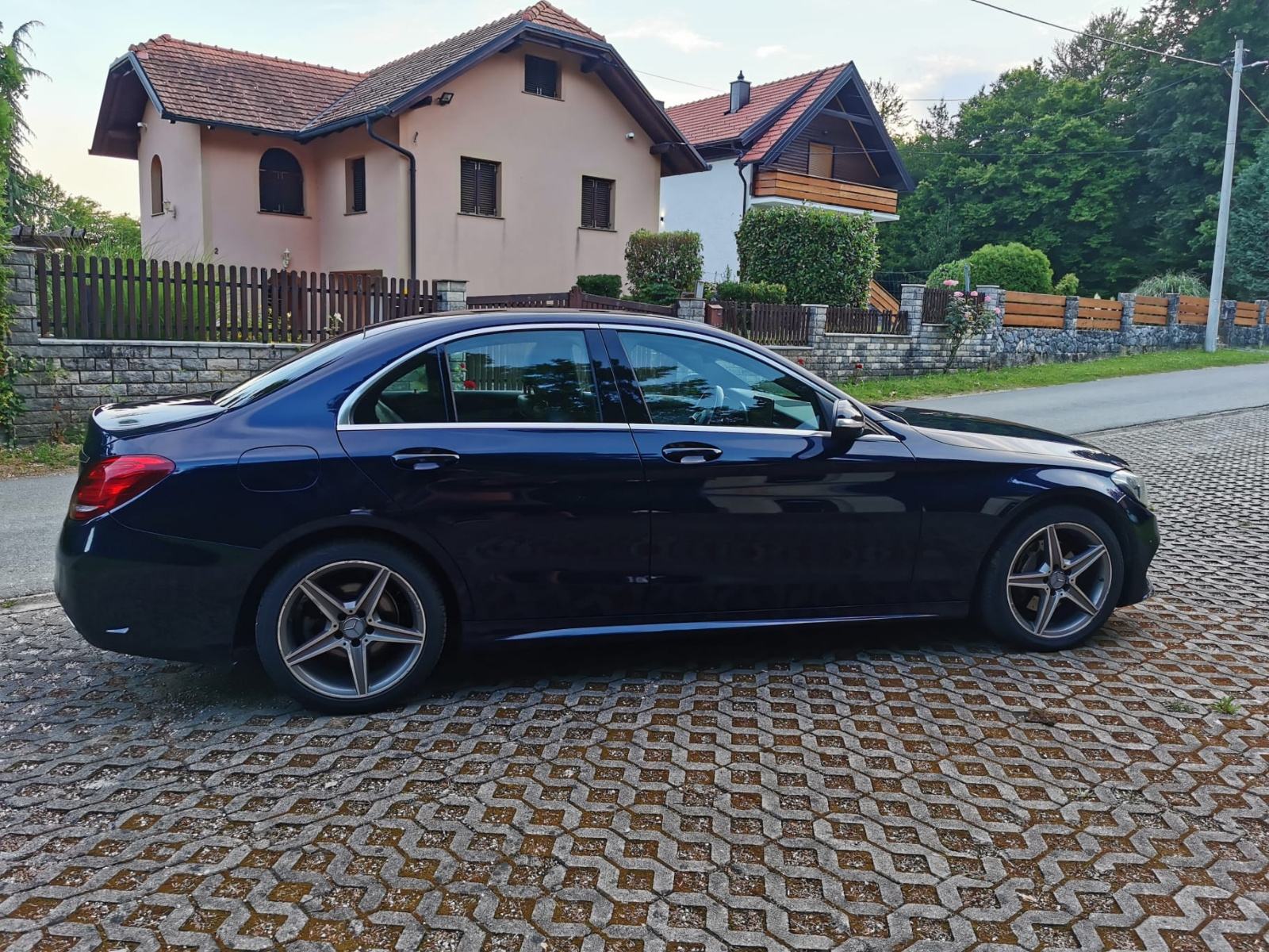 Mercedes-Benz C-klasa 220 AMG, fotografija 9