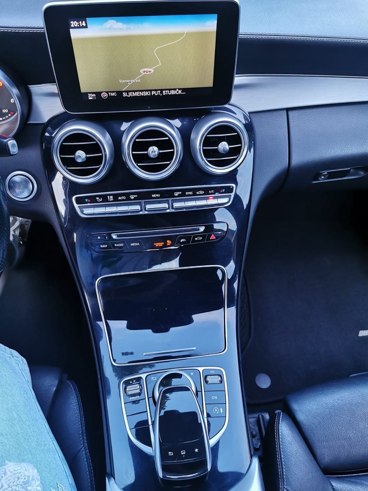 Mercedes-Benz C-klasa 220 AMG, fotografija 14