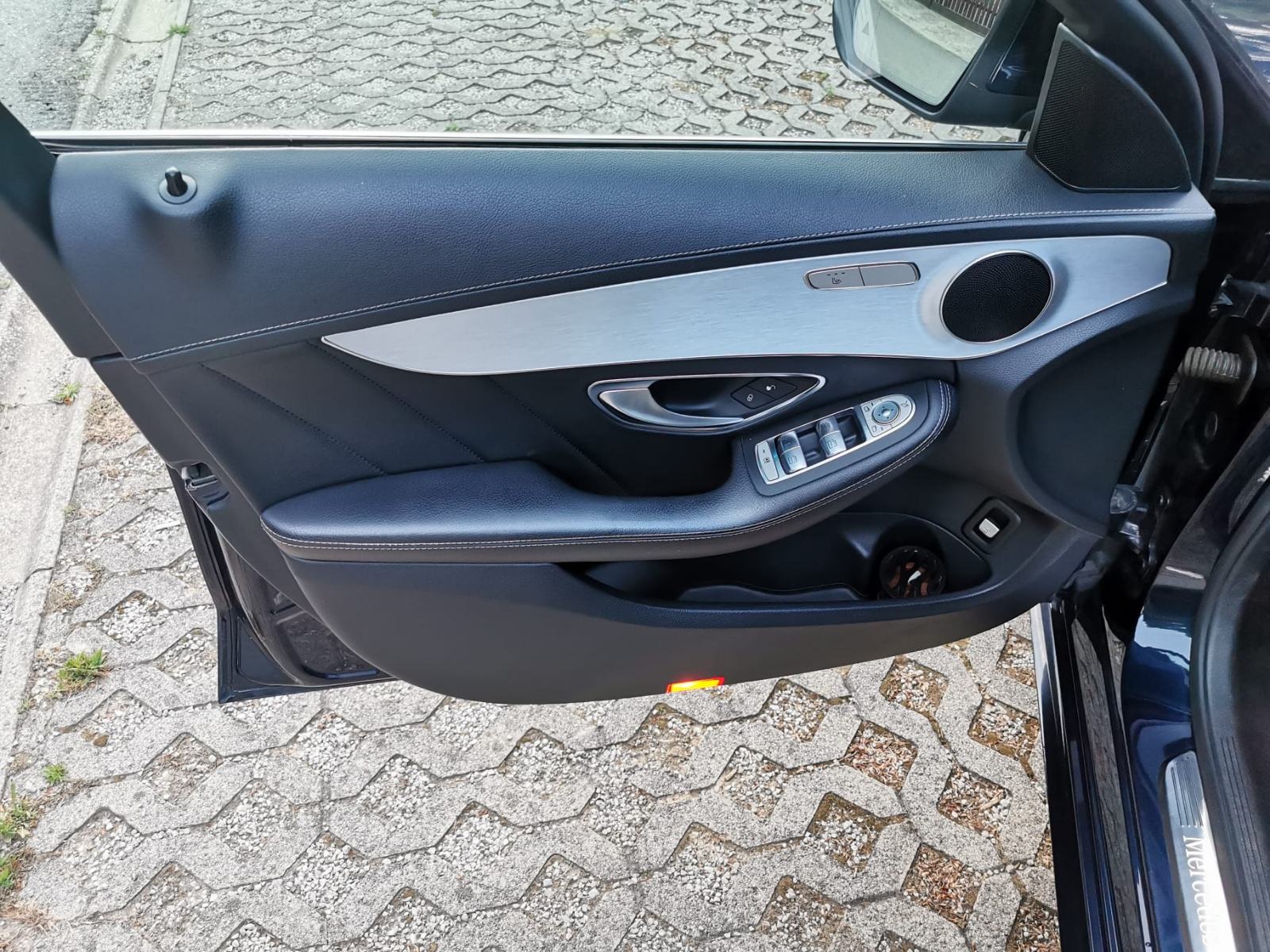 Mercedes-Benz C-klasa 220 AMG, fotografija 18