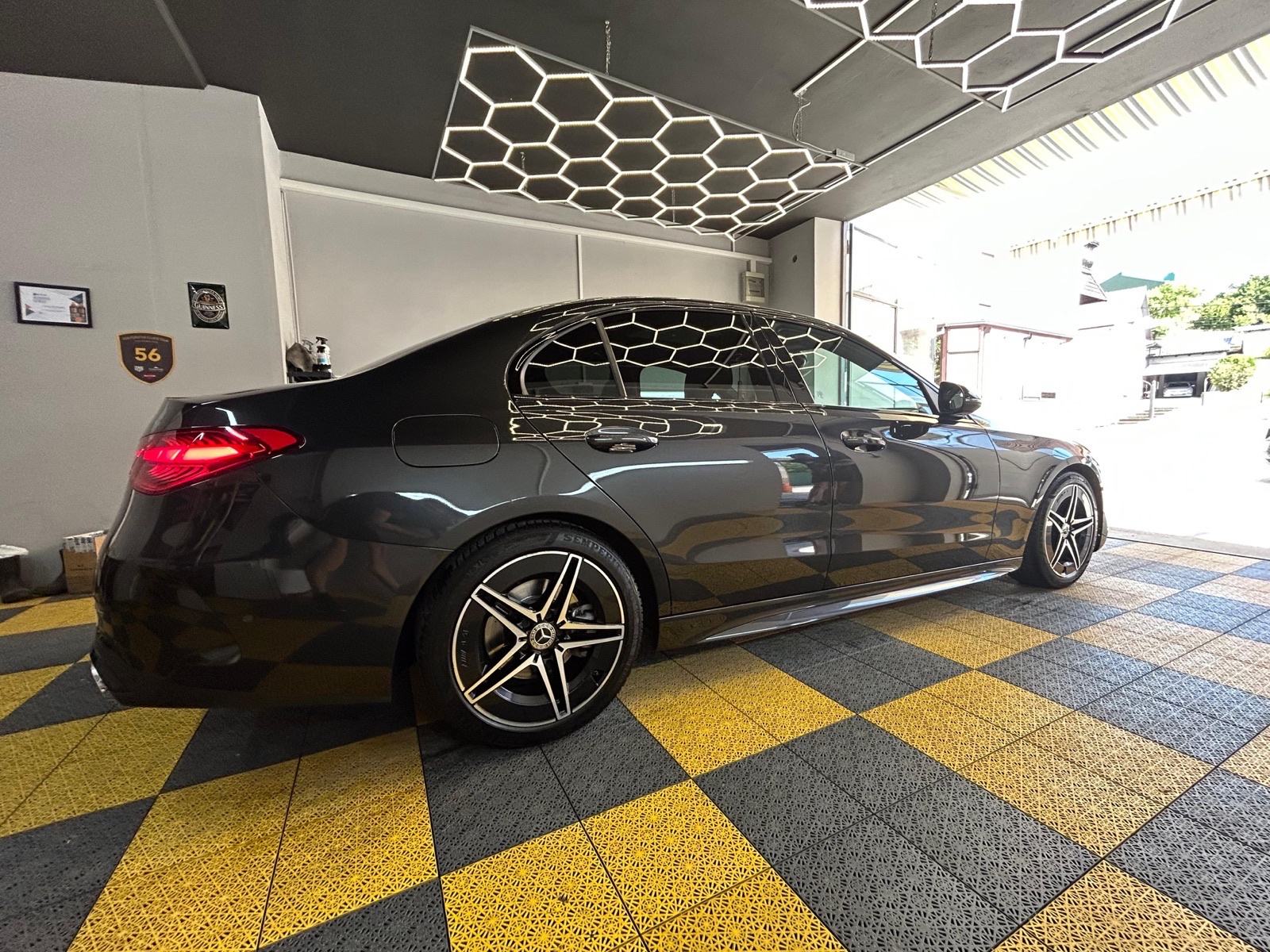 Mercedes-Benz C-klasa 220 D AMG -FULL AMG- PANORAMA- AUTOM-, fotografija 16