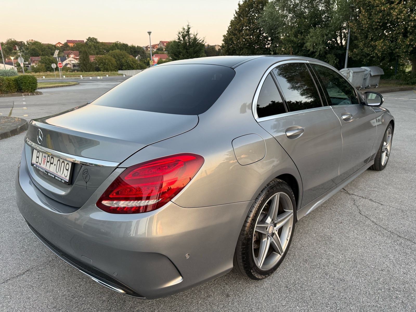 Mercedes-Benz C-klasa 220 CDI "AMG", NAVI,LED,KOŽA,2xPDC,REG.03/2027., fotografija 5
