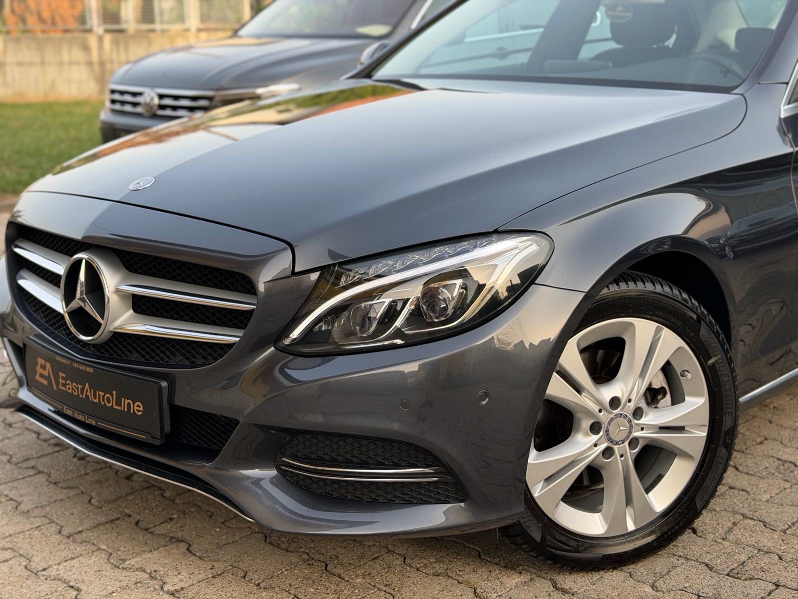 Mercedes-Benz C-klasa 220 CDI Aut. Avantgarde, Kamera, ILS, Servisna, fotografija 7