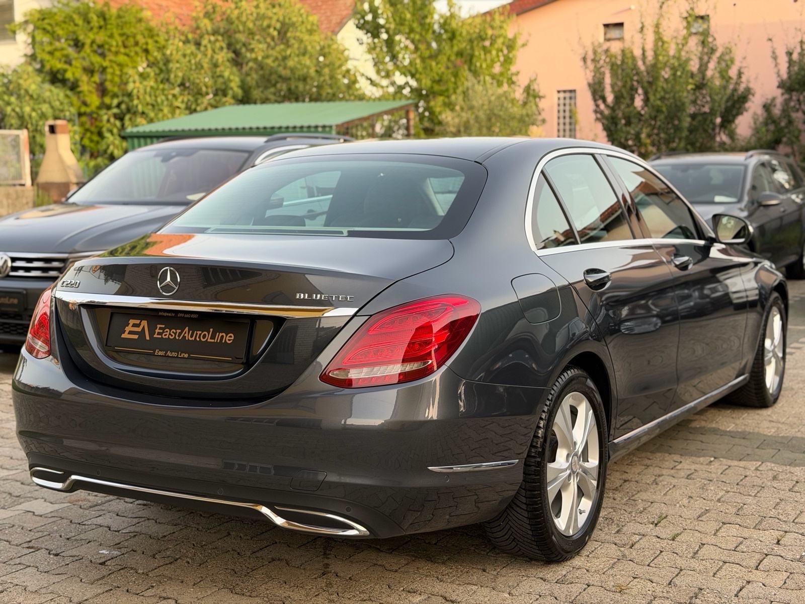 Mercedes-Benz C-klasa 220 CDI Aut. Avantgarde, Kamera, ILS, Servisna, fotografija 11