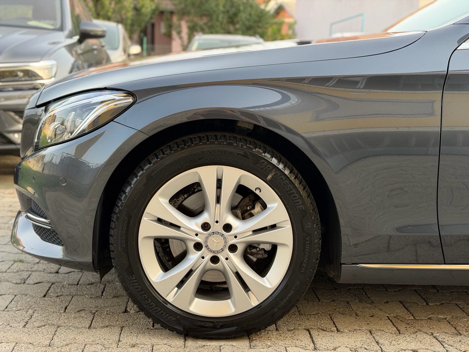 Mercedes-Benz C-klasa 220 CDI Aut. Avantgarde, Kamera, ILS, Servisna, fotografija 19