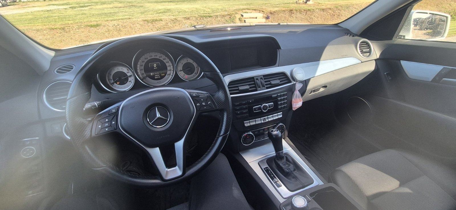 Mercedes-Benz C-klasa 220 CDI automatik, fotografija 12