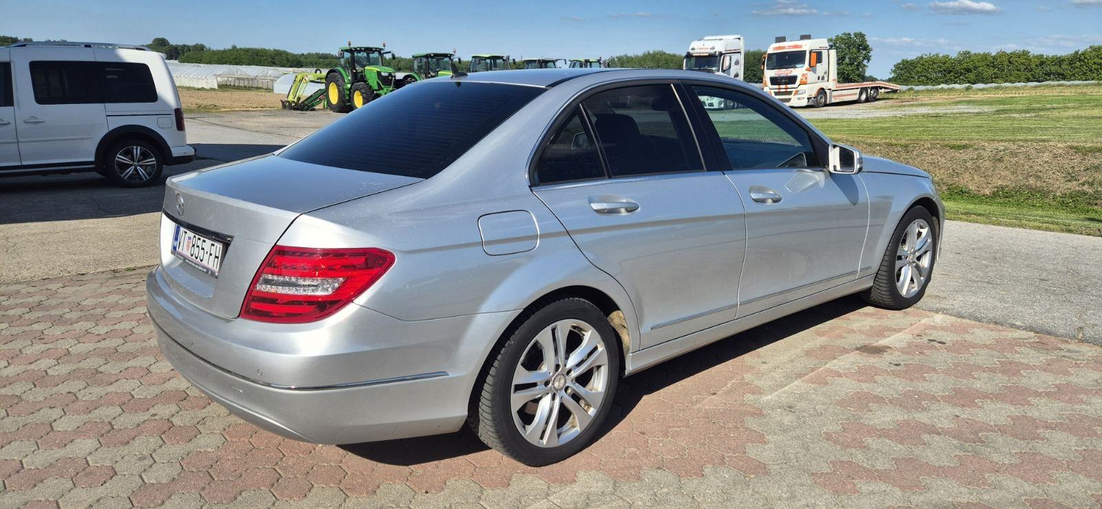 Mercedes-Benz C-klasa 220 CDI automatik, fotografija 9