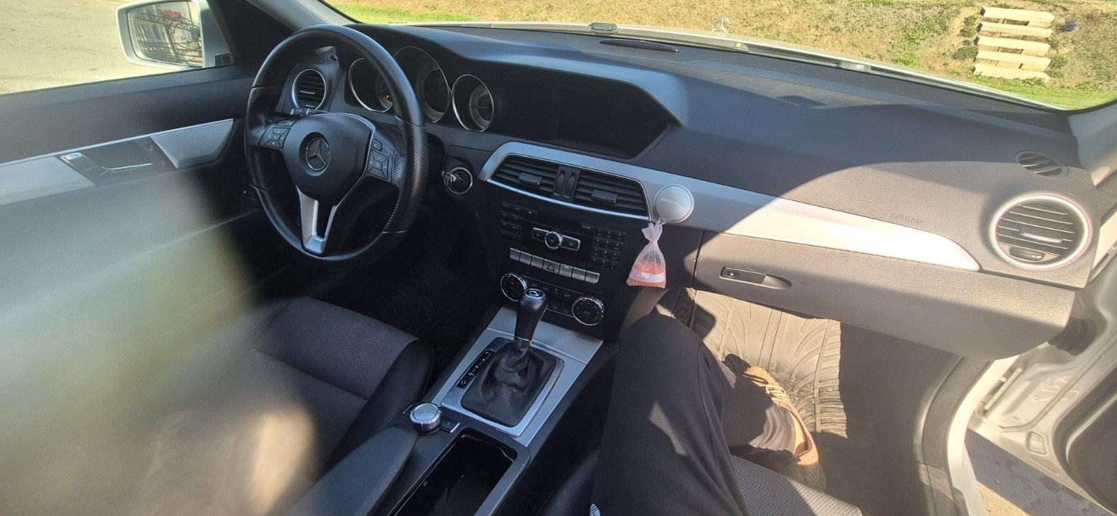 Mercedes-Benz C-klasa 220 CDI automatik, fotografija 17