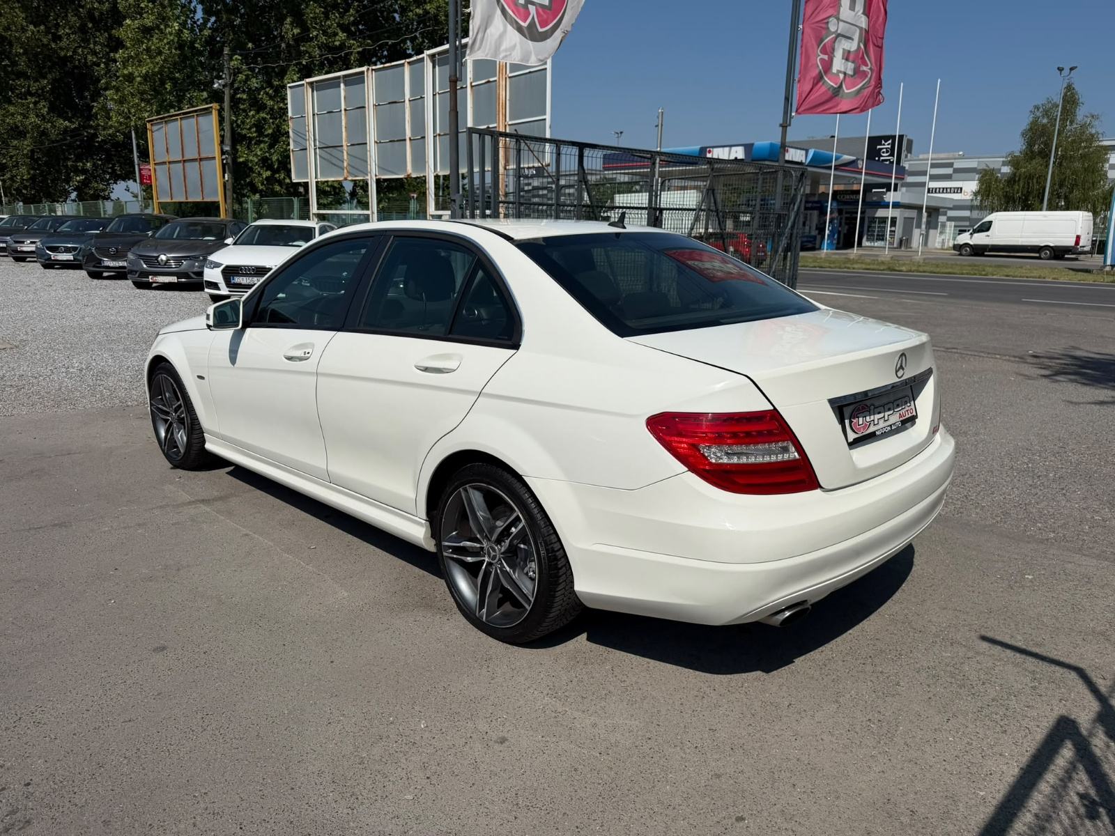 Mercedes-Benz C-klasa 220 CDI KLIMA - REGISTRIRAN - AUTOKREDIT, pogled izvana - slika 4