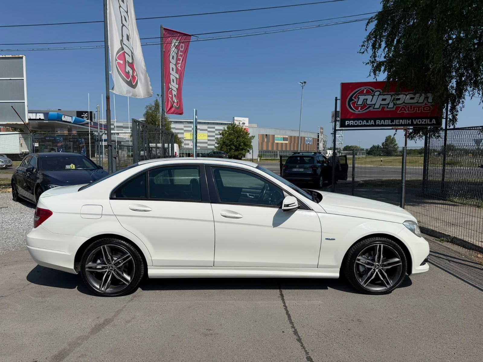 Mercedes-Benz C-klasa 220 CDI KLIMA - REGISTRIRAN - AUTOKREDIT, fotografija 7